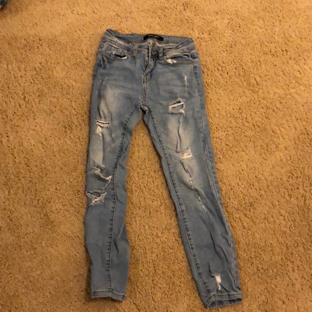 light blue skinny jeans